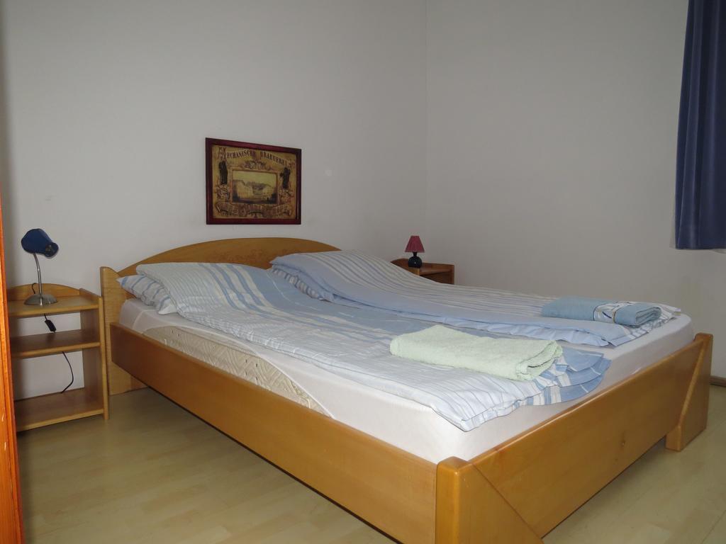Rezkakas Fogado Bed & Breakfast Zirc Bagian luar foto