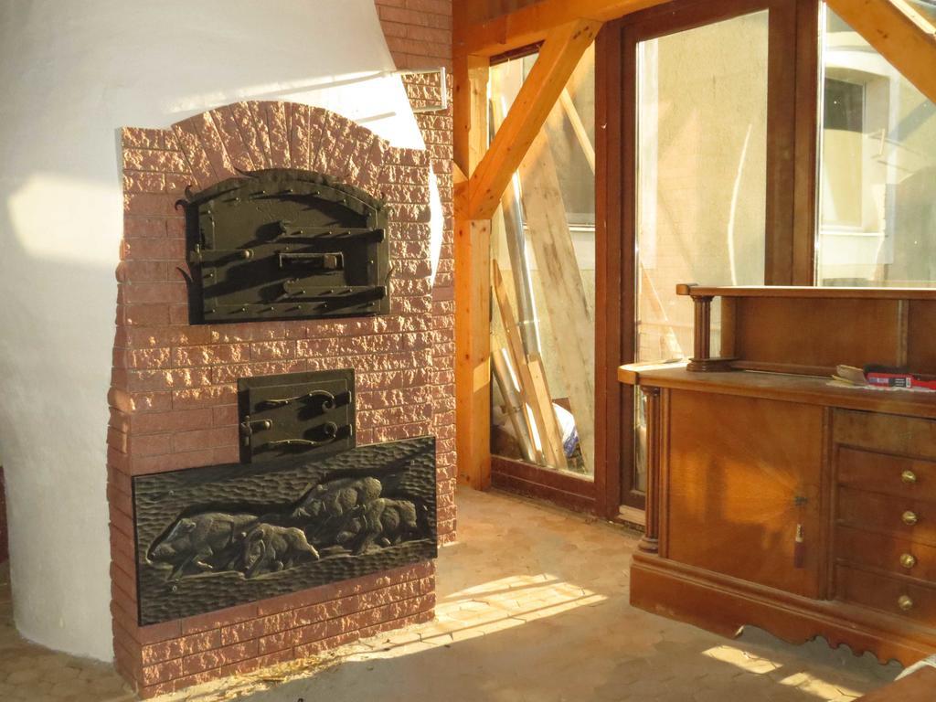Rezkakas Fogado Bed & Breakfast Zirc Bagian luar foto